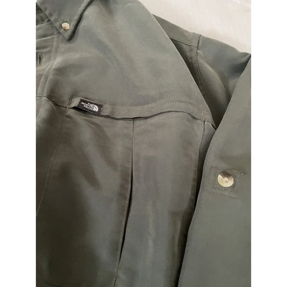 Vintage The North Face Adult Large L Front Pocket Button Down Shirt‎ Men Green